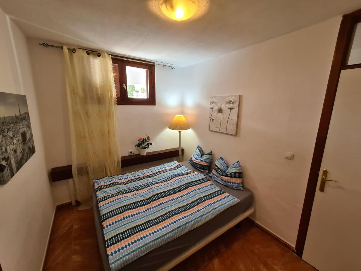 Vida Loca Only 190 Meters To The Sea, Balcony, Sea View, Pool, Wifi Apartment Playa Fanabe Luaran gambar